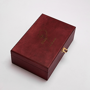 Christmas Personalized Champagne Flutes Set with Engraved Wooden Box, Custom Name Wedding Couple Gift